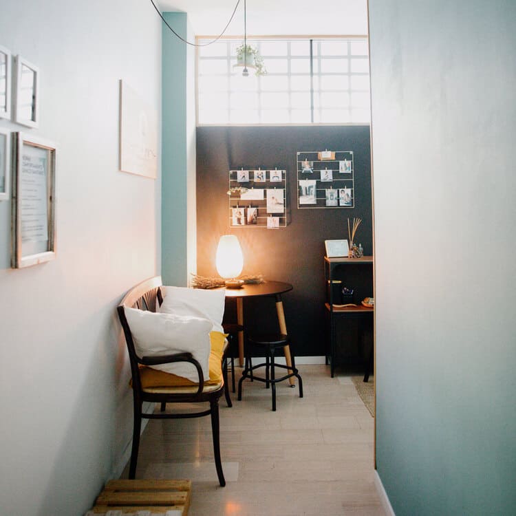 Yoga in Crocetta a Torino. Entrata di Semi di Yug.