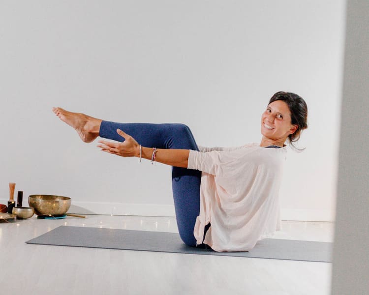 Yoga in English Online