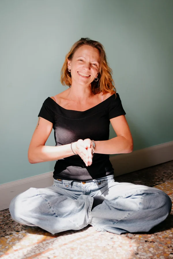 Francesca Donadio: insegnante di Yoga a Torino. Yoga Posturale.
