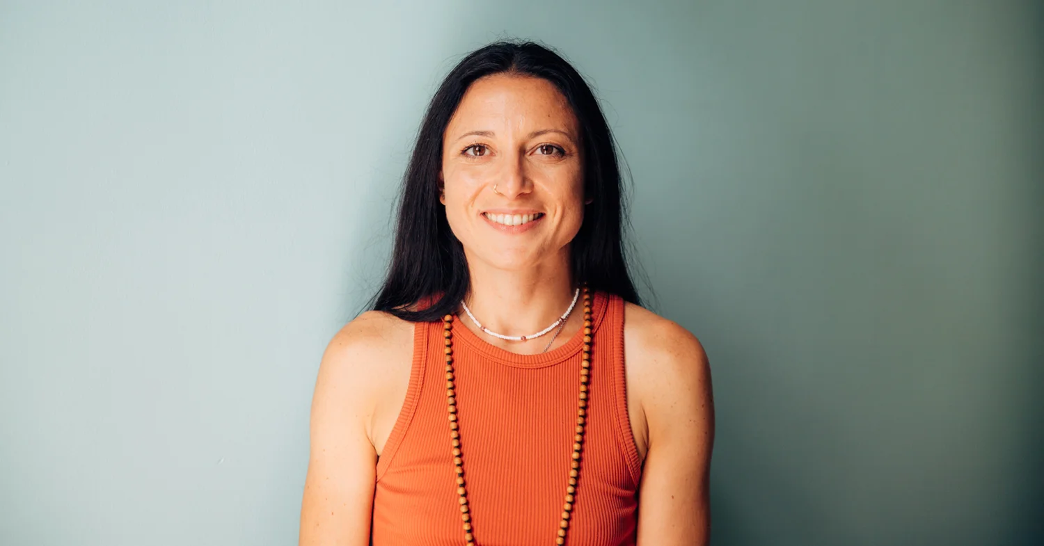 Manuela Montalcino insegnante di Vinyasa Yoga di Semi di Yug