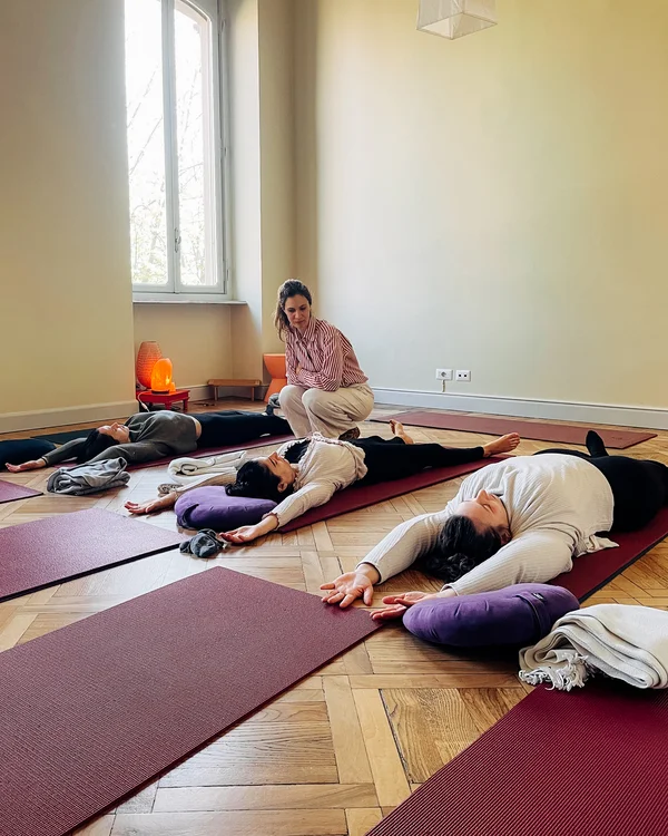 Yoga in Crocetta a Torino. Lezioni di yoga compleanno di Semi di Yug.