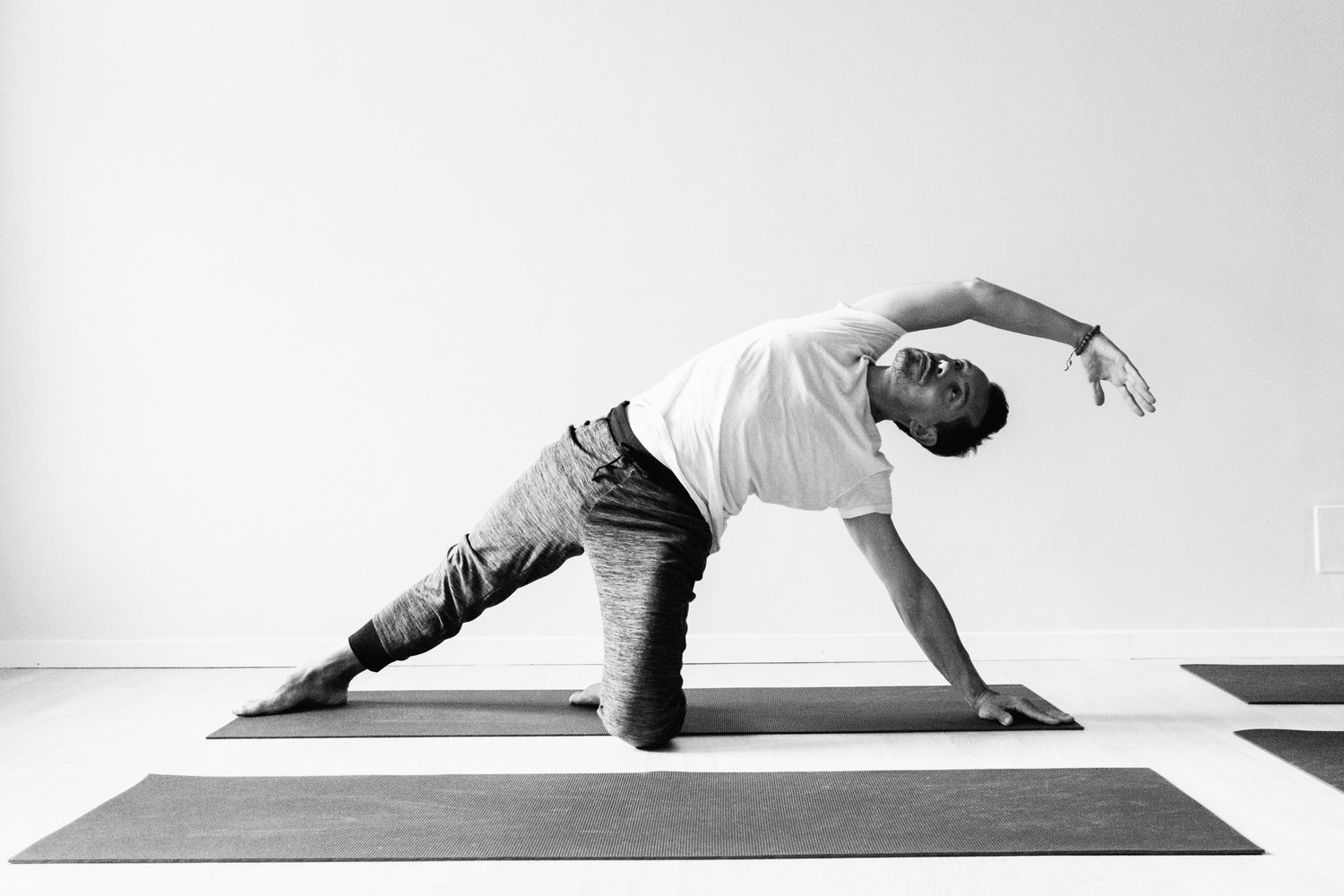 Marco Crepaldi. Vinyasa yoga Torino. Marco Crepaldi. Vinyasa yoga Torino.