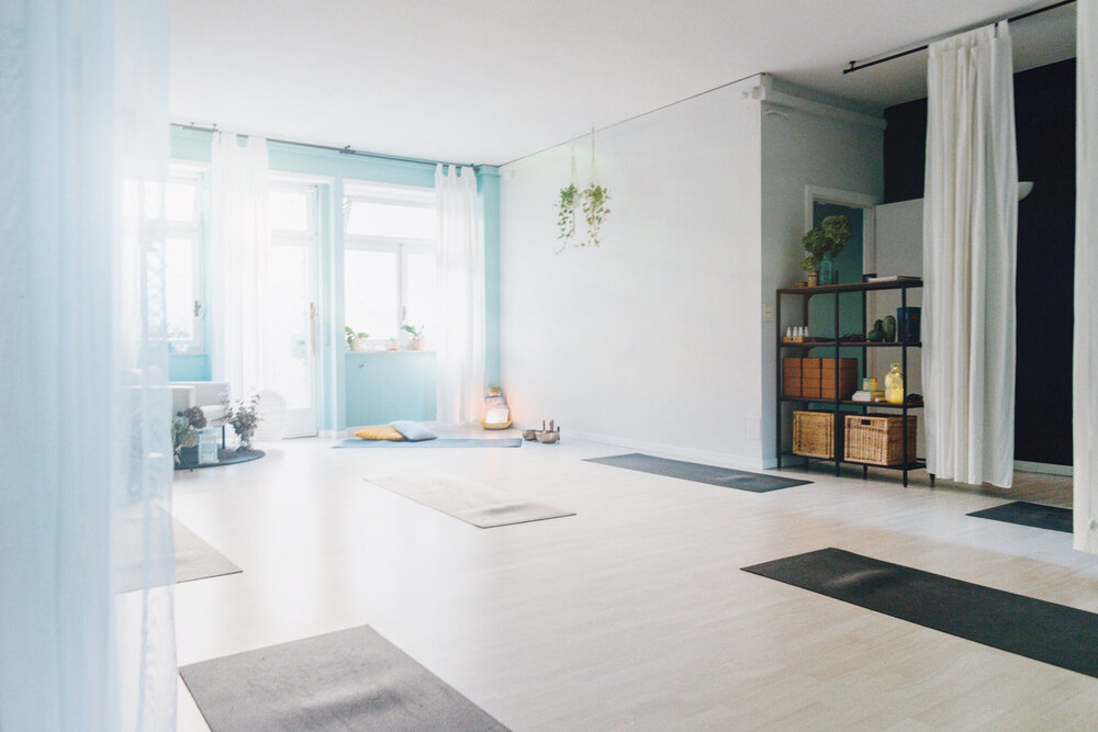 Palestra yoga Torino in Crocetta. Palestra yoga Torino in Crocetta.