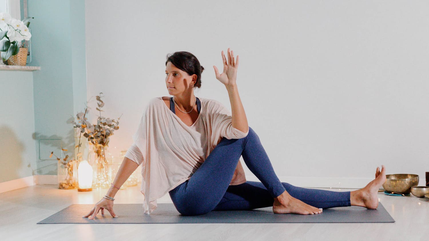 Virginia Bressano insegnante di yoga in inglese di Semi di Yug Virginia Bressano insegnante di yoga in inglese di Semi di Yug