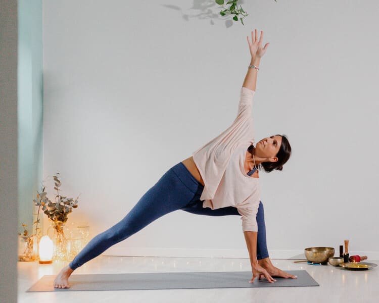 Virginia Bressano insegnante di yoga in inglese di Semi di Yug Virginia Bressano insegnante di yoga in inglese di Semi di Yug
