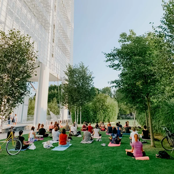Yoga al parco Grattacielo San Paolo Torino